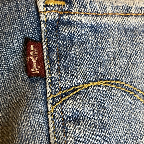 Levi’s - Picture 3 of 7